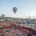 Avlu Cave House Hotel Göreme