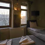 Avlu Cave House *