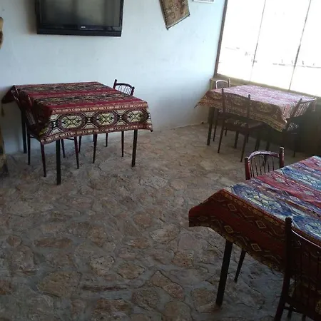 Avlu Cave House Гьореме
