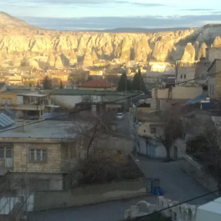 Avlu Cave House Готель Гьореме