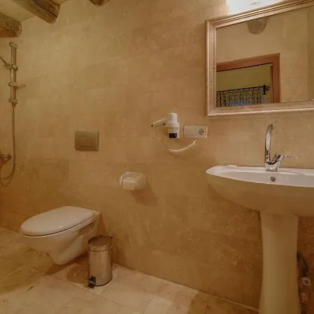 Avlu Cave House * Göreme