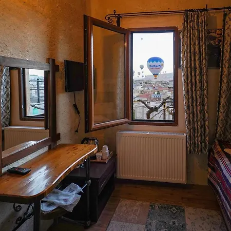 Avlu Cave House Готель