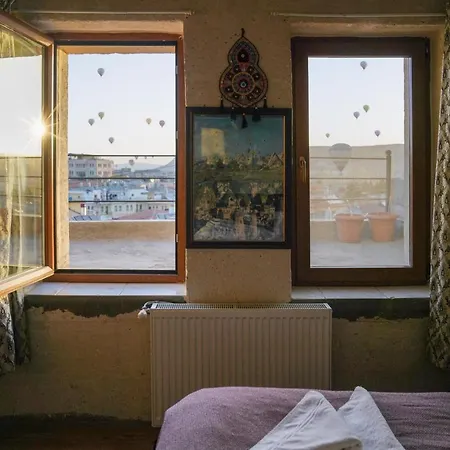 Avlu Cave House *