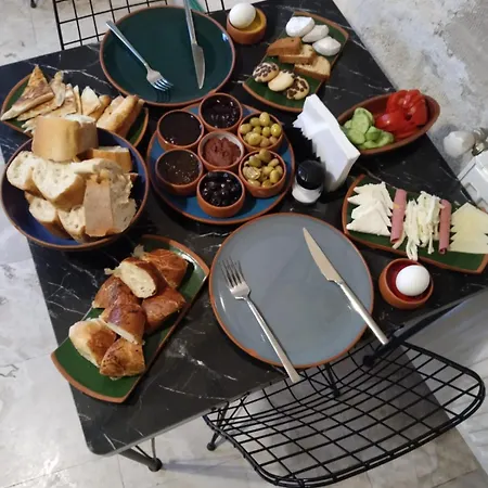 Hotel Avlu Cave House *