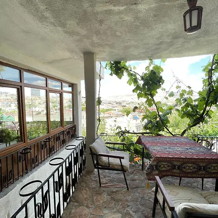 Avlu Cave House