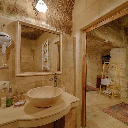 Avlu Cave House Göreme