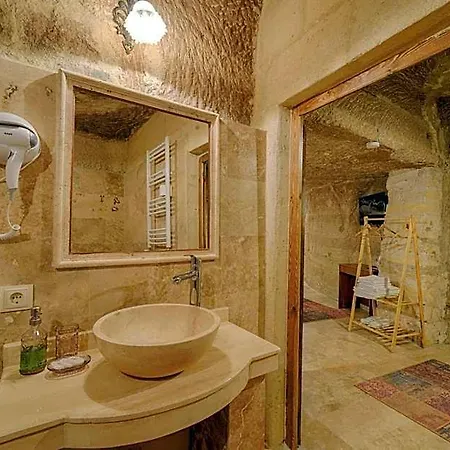 Hotel Avlu Cave House *