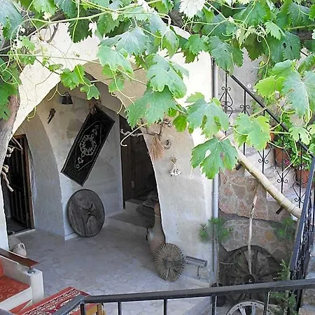 Avlu Cave House Hotel Göreme