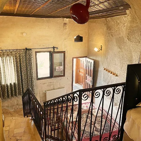 Avlu Cave House *