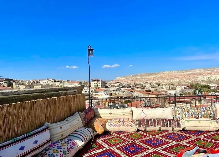 Ξενοδοχείο Avlu Cave House *