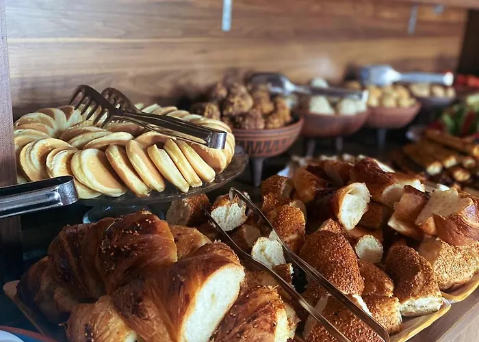 Ξενοδοχείο Avlu Cave House